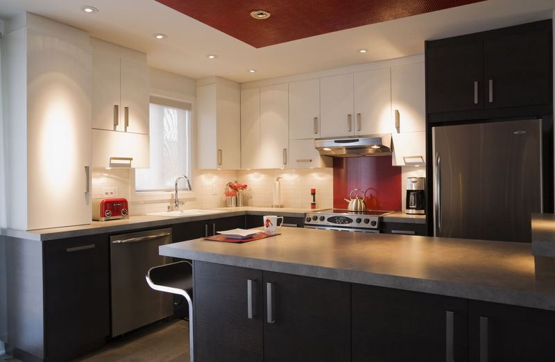 Recessed Lighting for Clean Sightlines