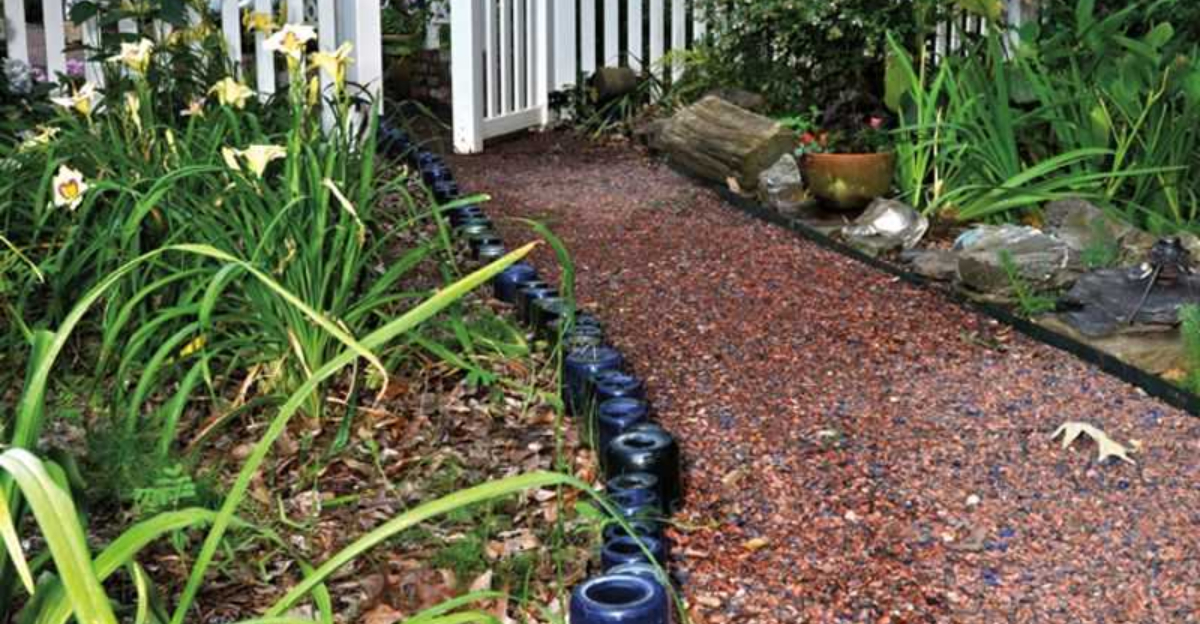 20 Innovative Walkway Designs That Will Spice Up Your Backyard