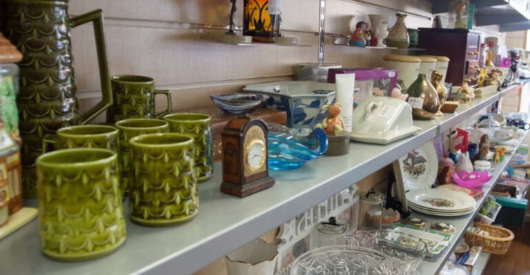 20 Ways To Shop At Thrift Stores Exactly Like Design Pros