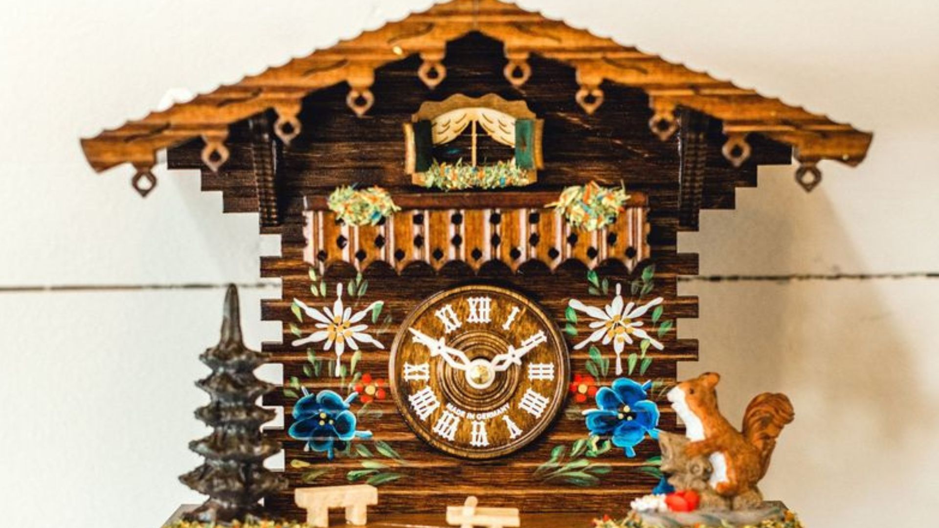handcrafted cuckoo clock
