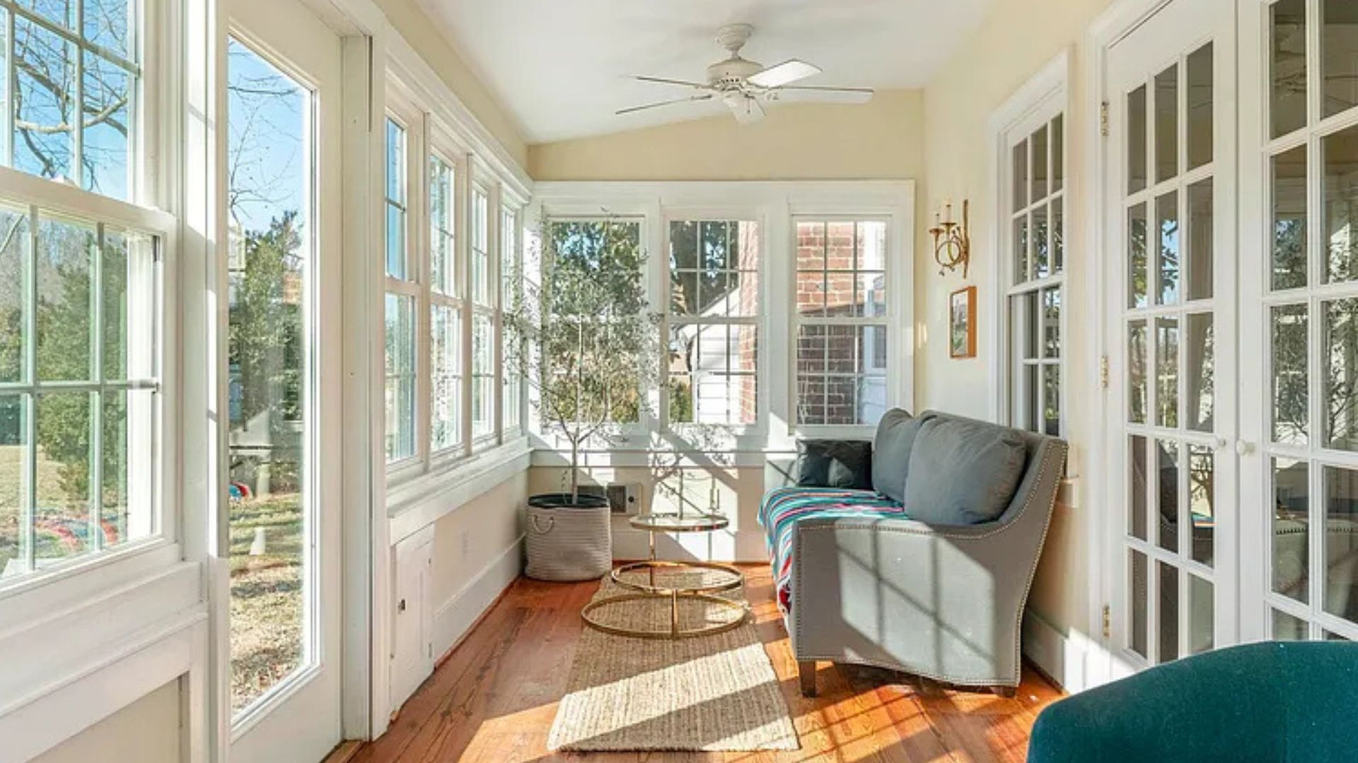 sunroom with lots of windows