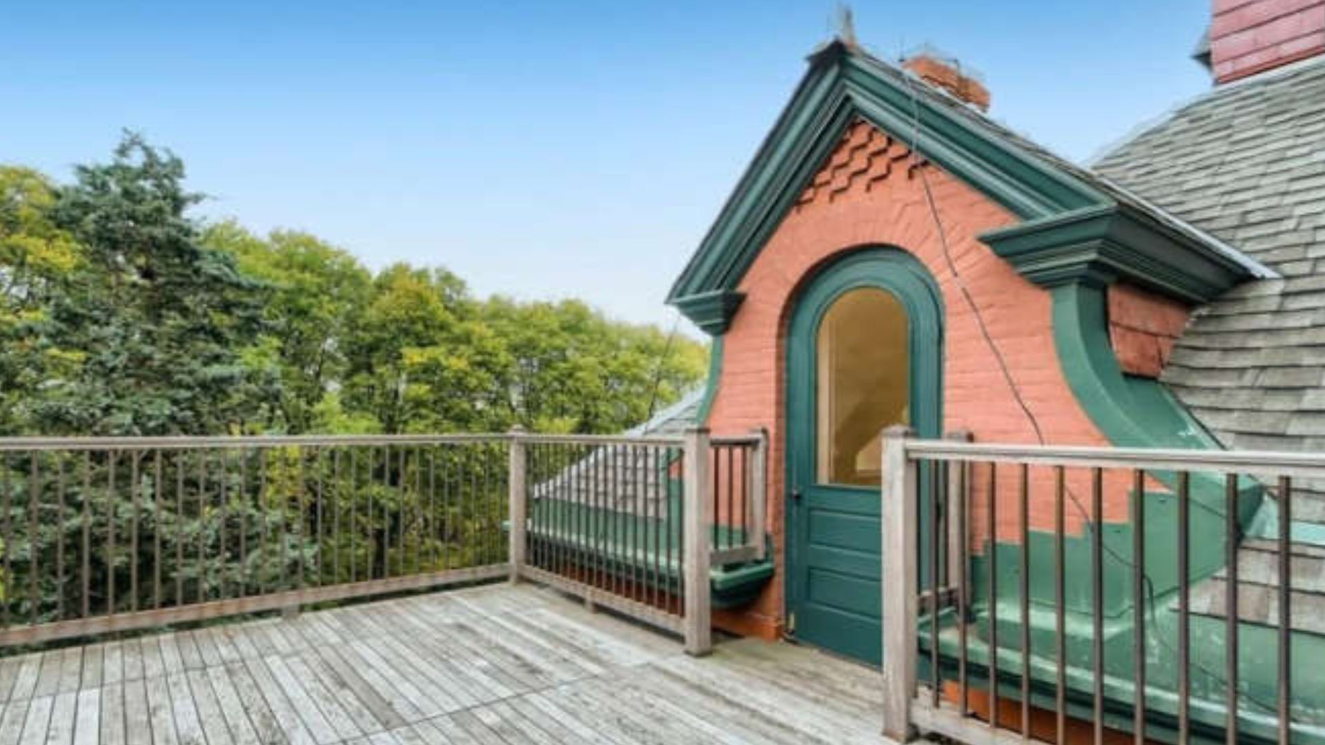 rooftop deck