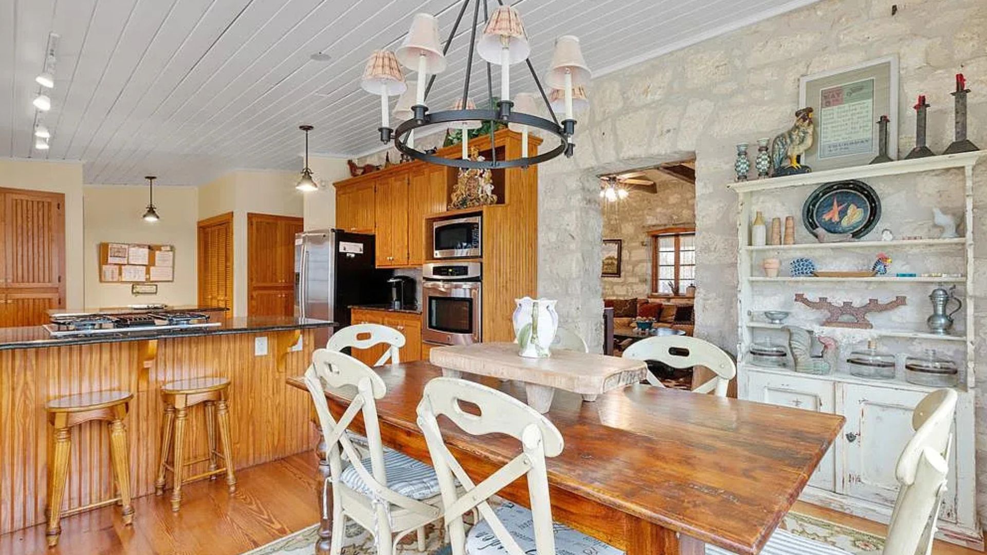 ranch style dining room