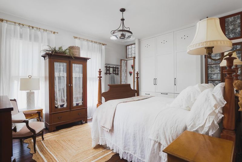 Where Vintage Meets Serenity