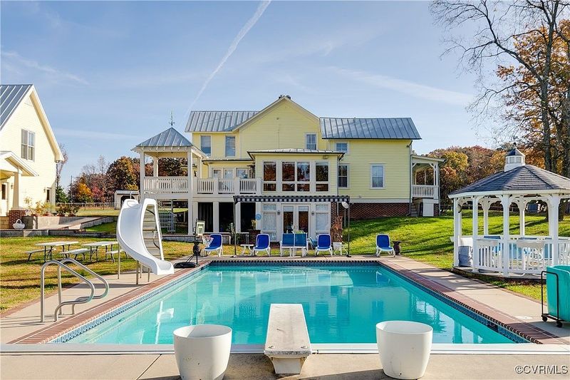 A Backyard Built for Pure Enjoyment
