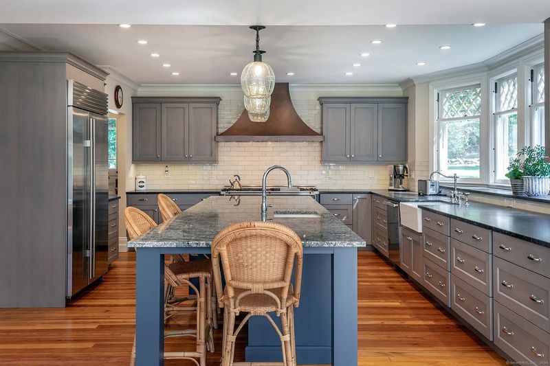 Gourmet Kitchen 