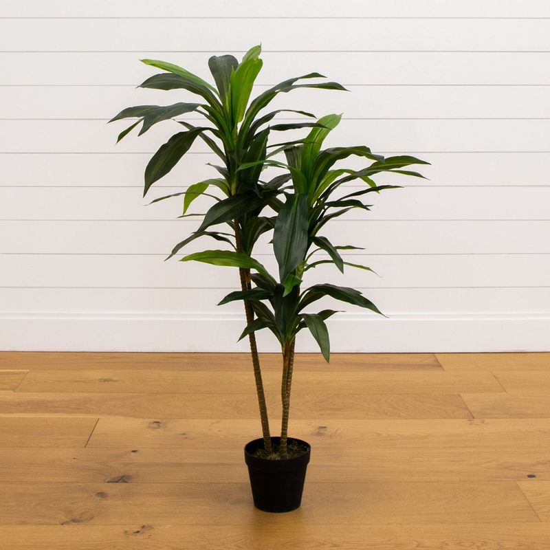 Fake Plants That Look Fake