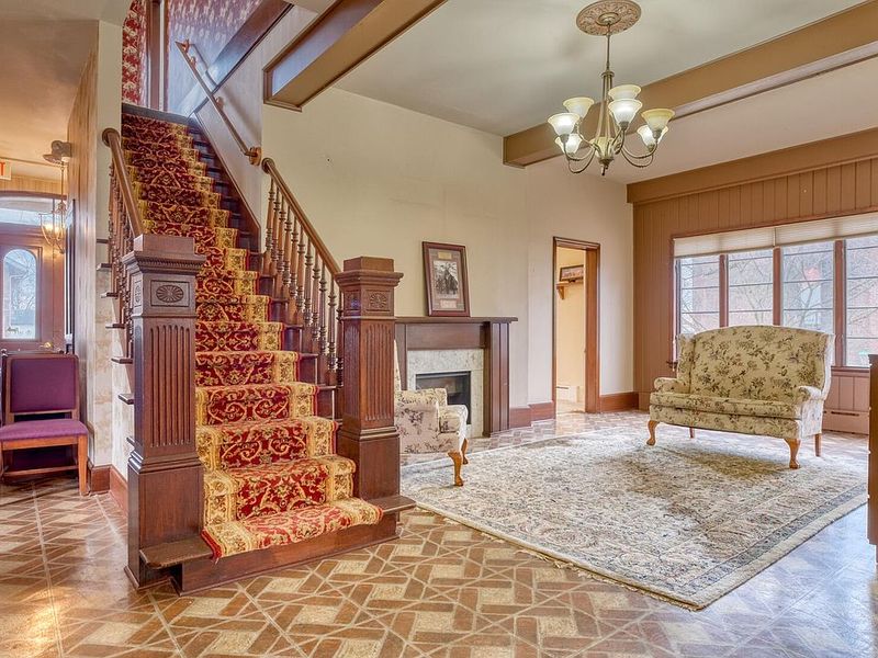 The Kind of Staircase That Deserves a Grand Entrance