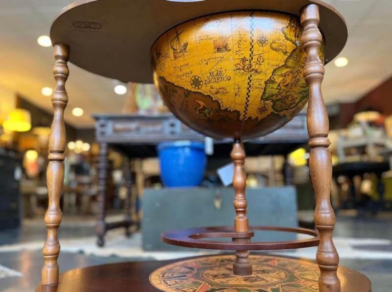 Vintage Globe Bars