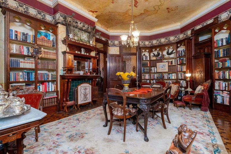 Library Where Knowledge Was Displayed