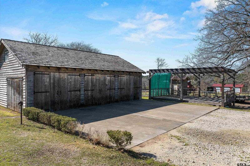 Where Rustic Charm Meets Functionality