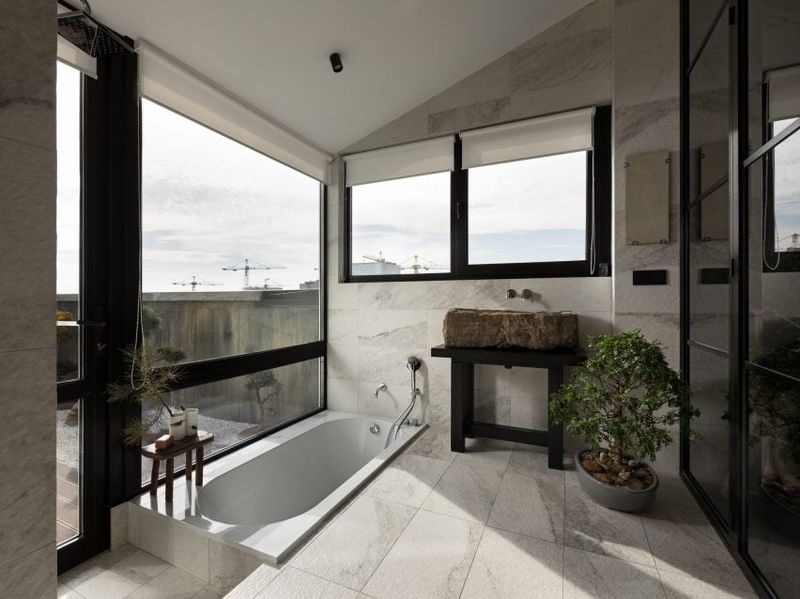 Sunken Bathtubs Create Spa-Like Retreats
