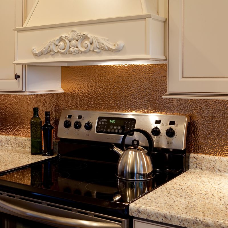 Metal Finishes: Warm Metallics That Glow