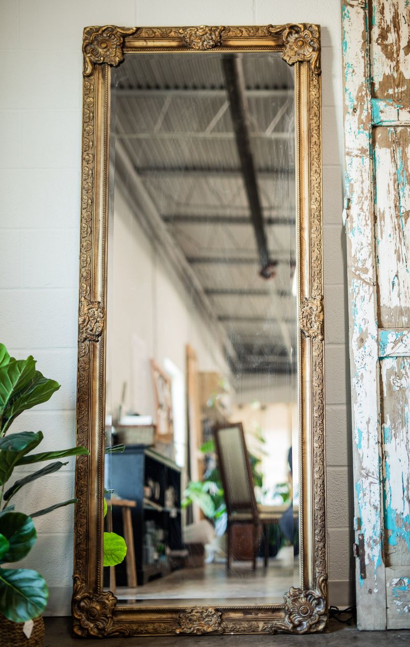 Story Seekers Get Better Mirrors