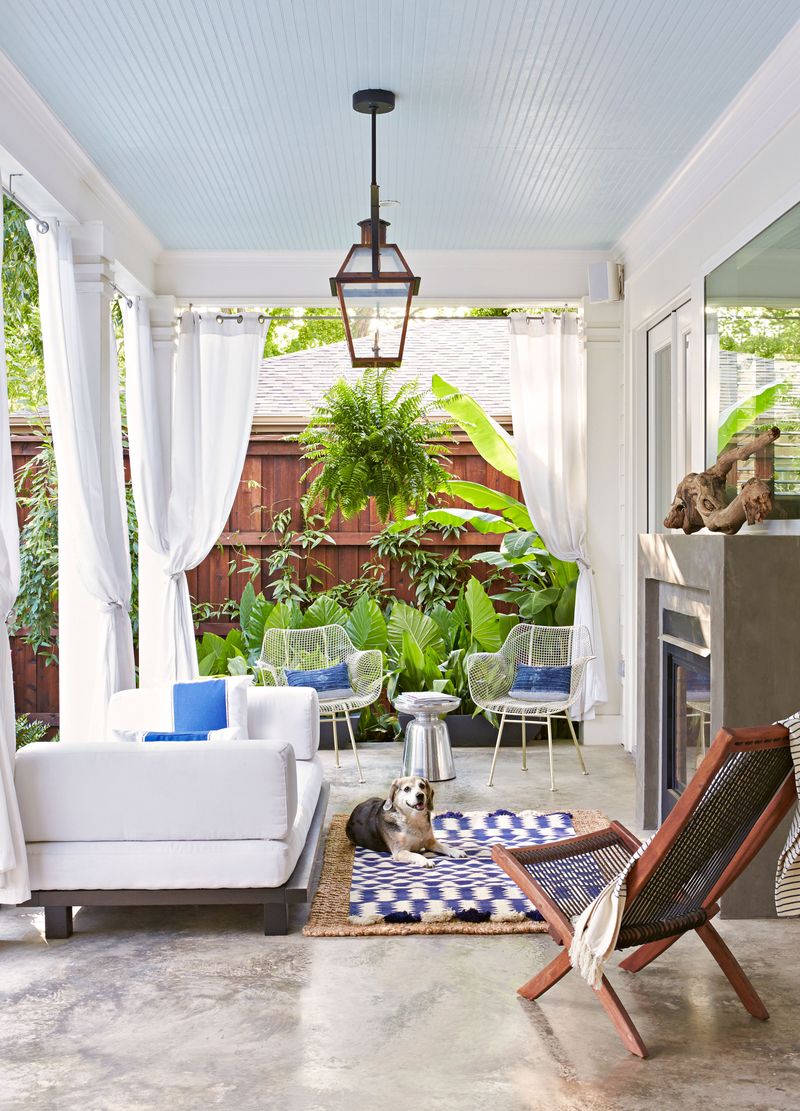 Hang Outdoor Curtains