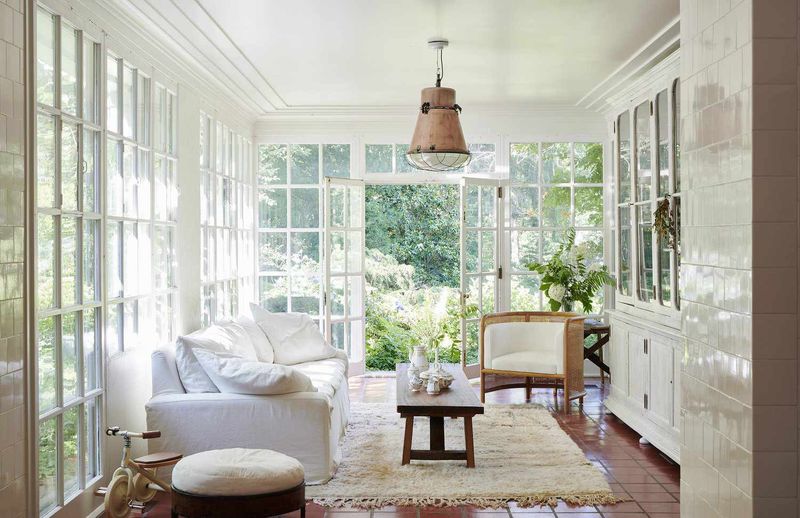Sunrooms Bring the Outdoors In