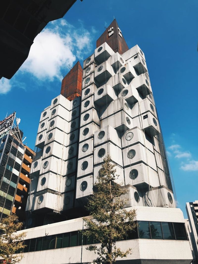 Nakagin Capsule Tower: Tokyo's Stackable Future