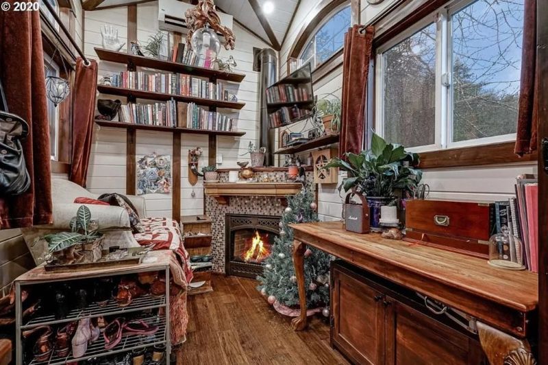 Tiny Tudor, England