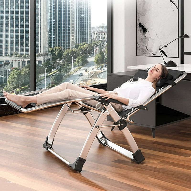 Zero Gravity Lounge Chair