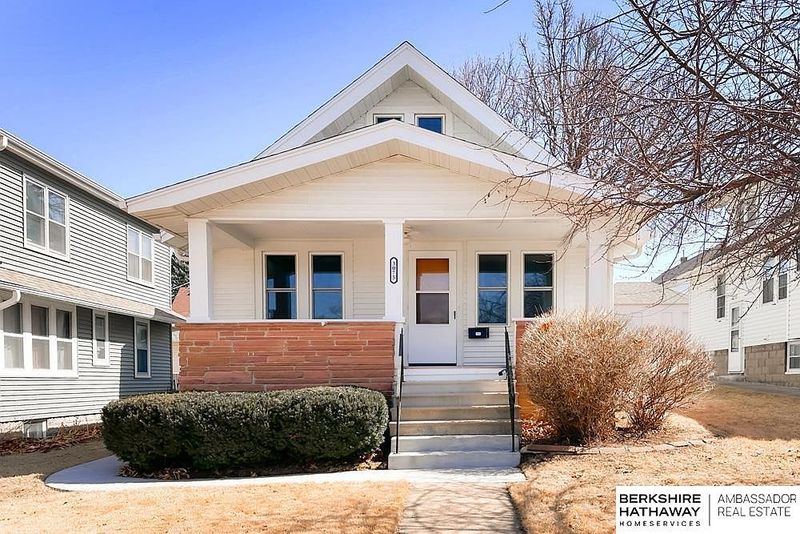 A Welcoming Face With Midwestern Charm