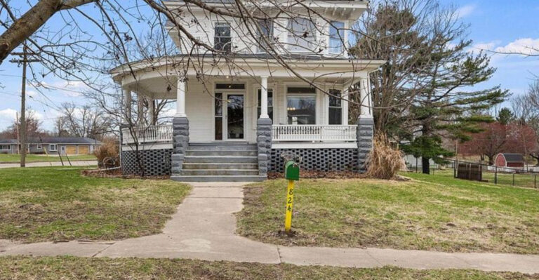 Charming 1925 Lacon Home in Illinois With A Gorgeous Porch, Hardwood Floors And Tons Of Vintage Character