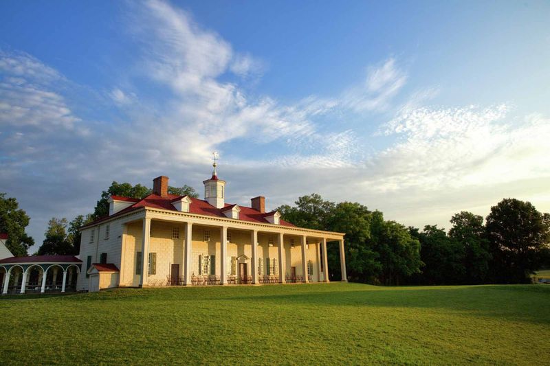 Mount Vernon: Washington's Wooden Wonder