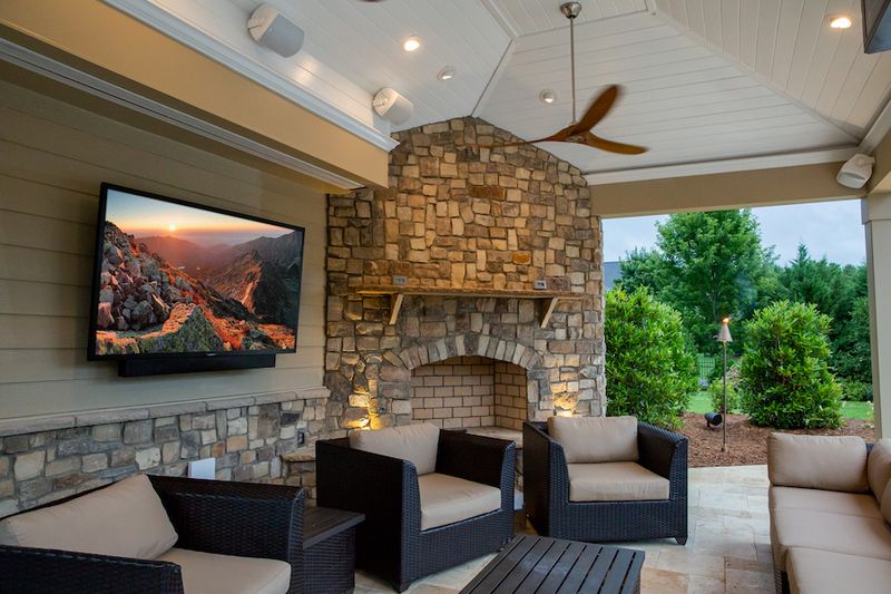 Outdoor Televisions