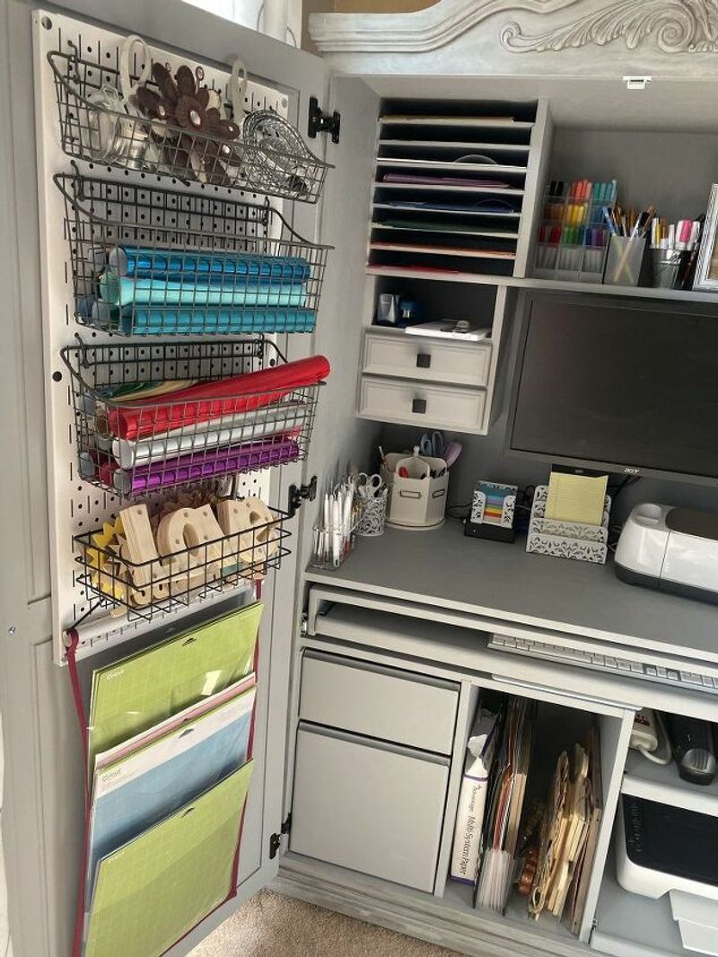 Compact Craft Studio
