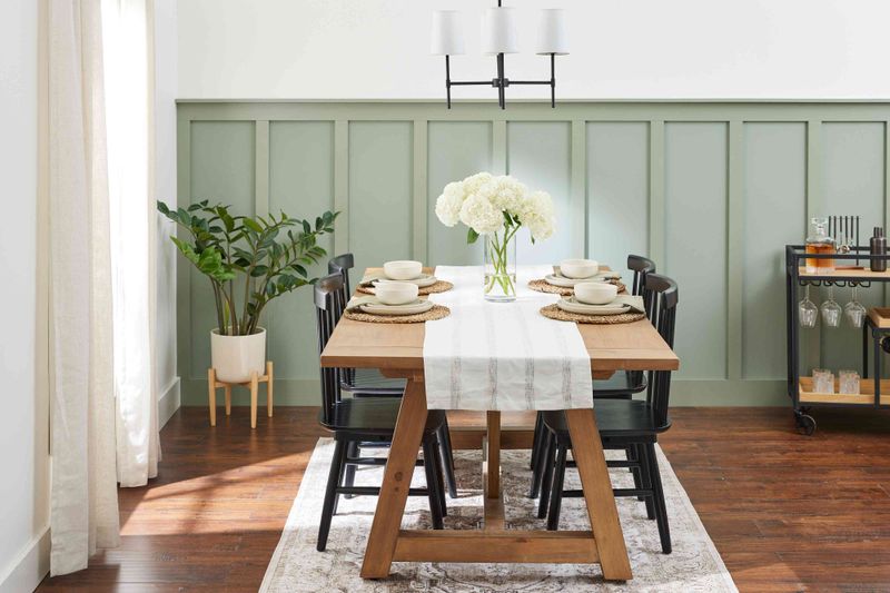 Wainscoting Adds Dimension