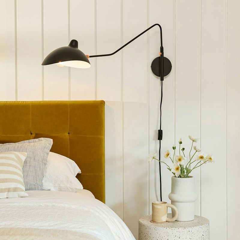 Adjustable Bedside Sconce