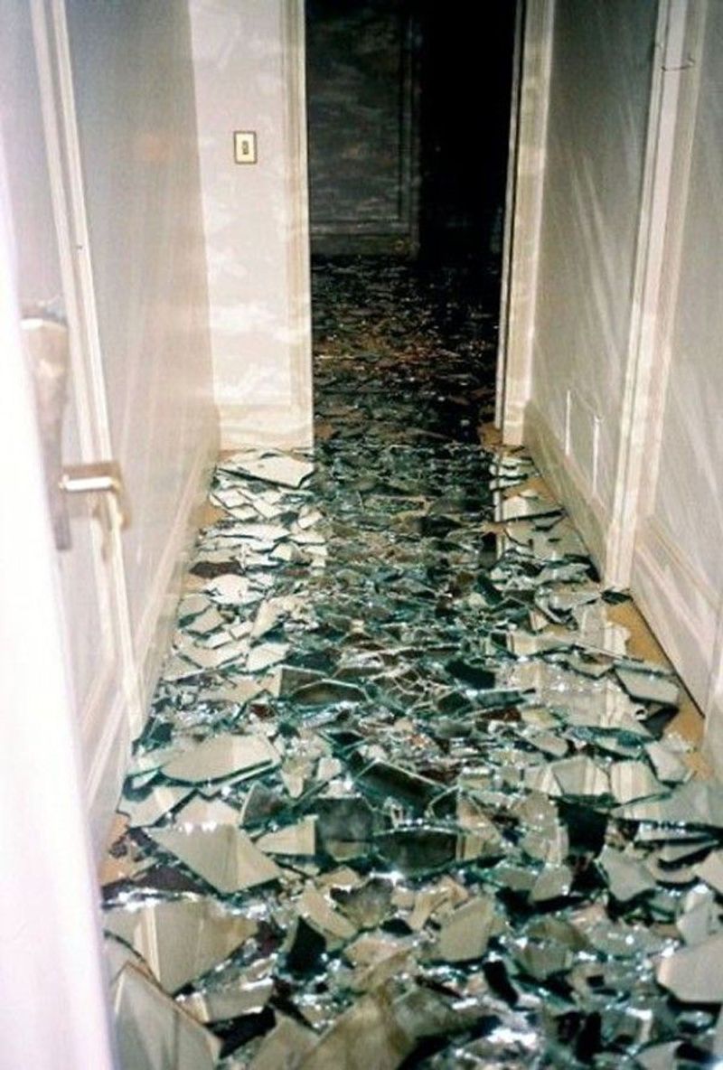 Broken Mirror Reflection