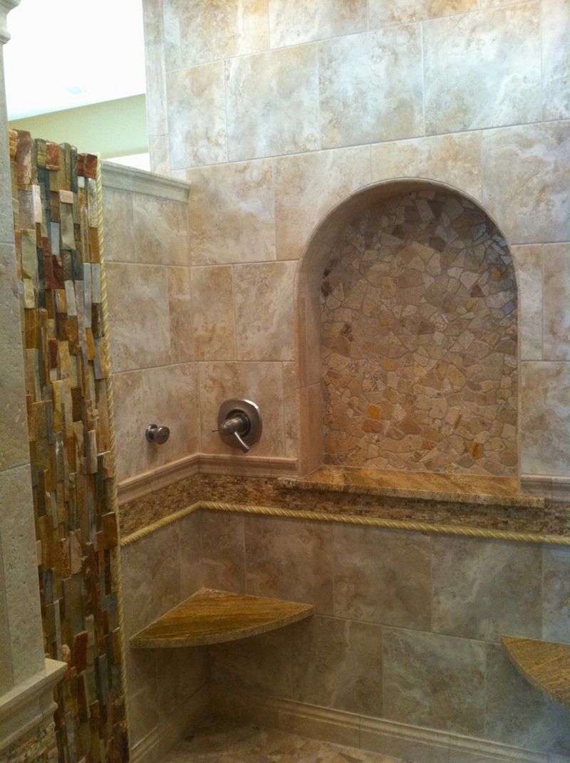 Curved Niches