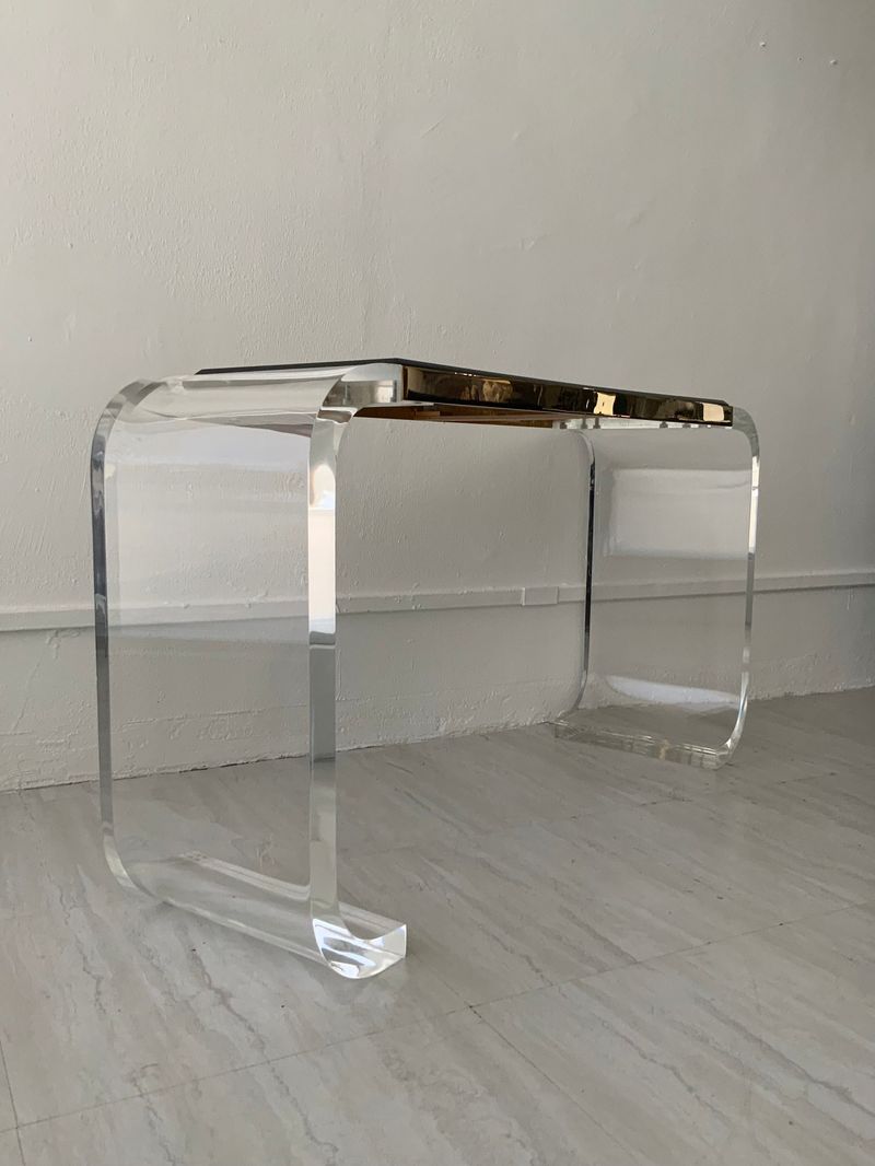 Lucite And Acrylic Furniture