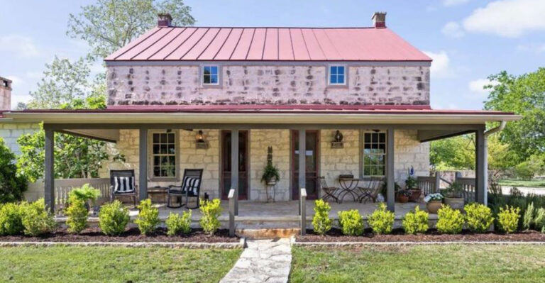 Discover A 32-Acre 1873 Farmhouse In Texas with Majestic Oaks And Classic Hill Country Views