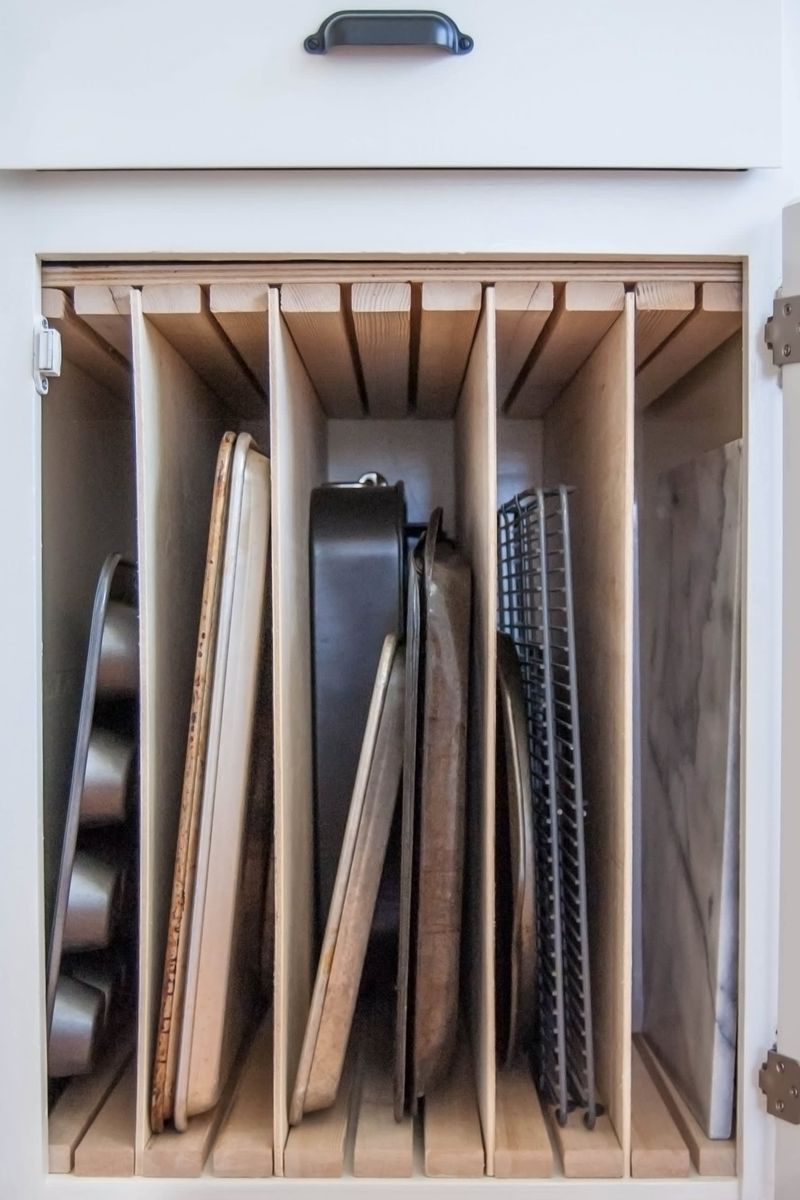 Vertical Storage for Baking Sheets