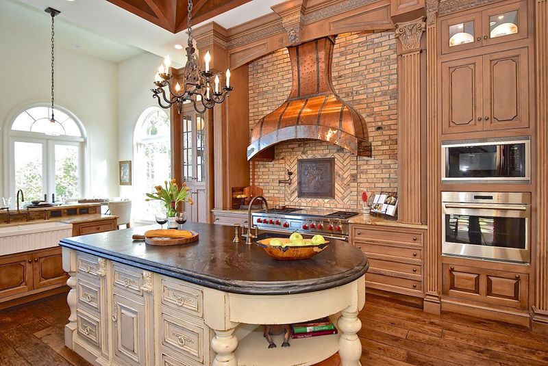 Vintage-Inspired Range Hood