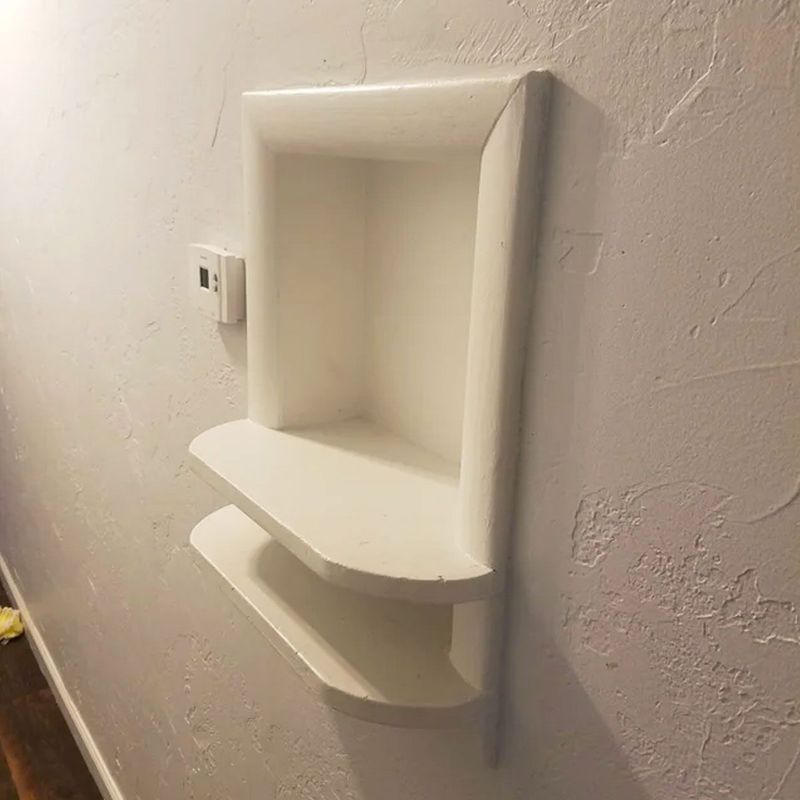 Phone Nooks Remain Obsolete