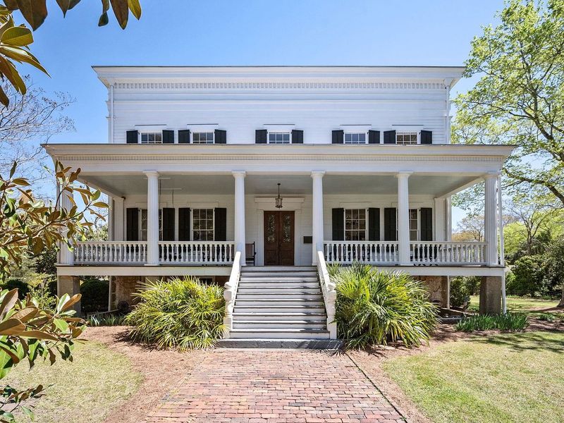 A Porch for Every Mood