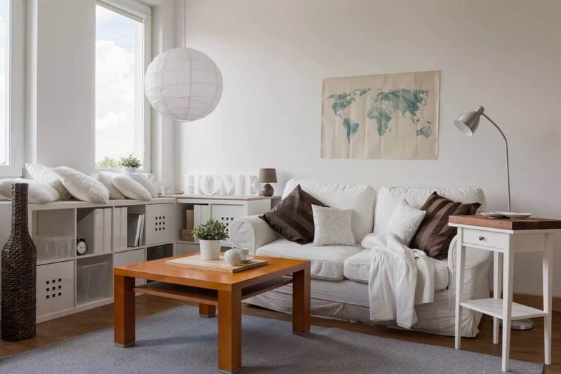 Declutter Visible Surfaces