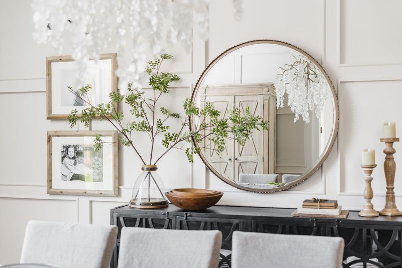 Mirrors as Remedy Tools