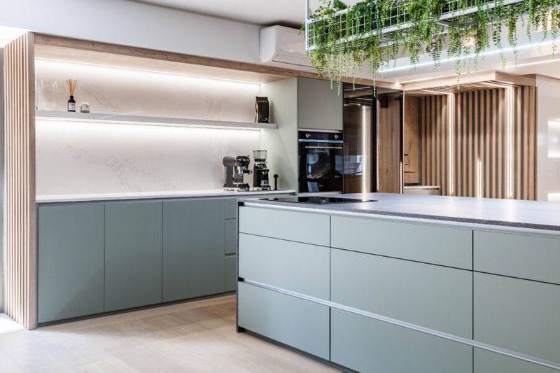 Linen-Textured Cabinet Wraps