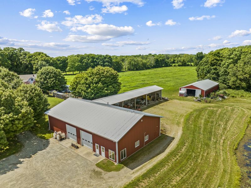 Barn