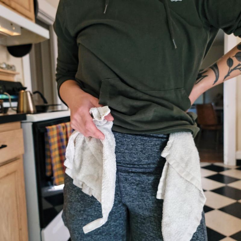 Get Rid ASAP: Worn Dishtowels