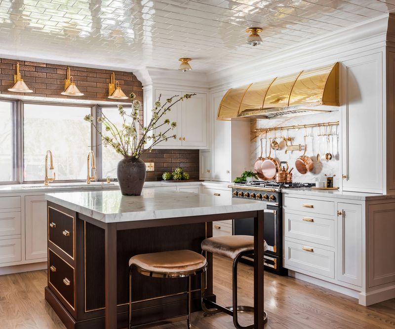 Statement Range Hoods: The Sculptural Centerpiece