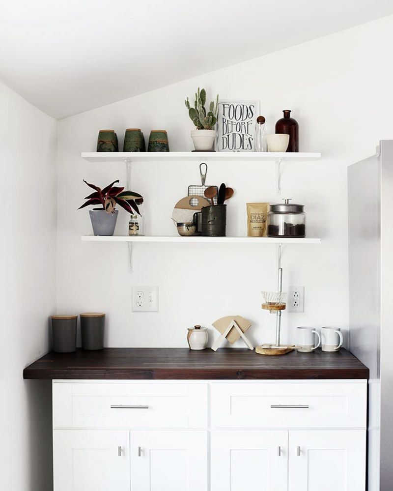 Minimalist Open Shelving