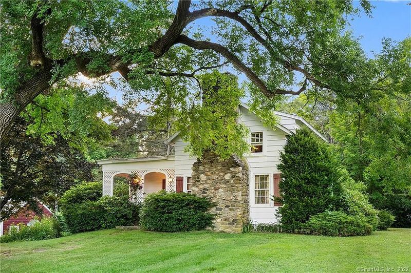 A Storybook Cottage Wrapped in Nature