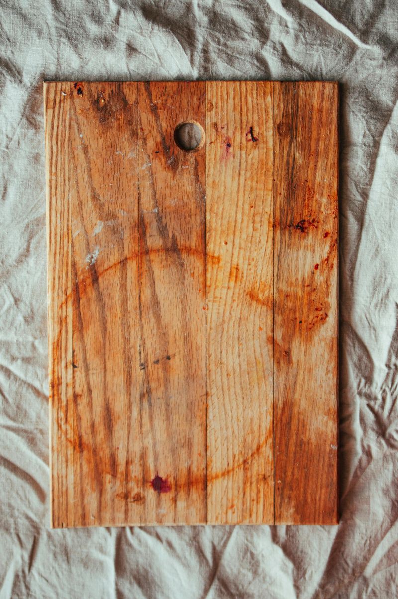 HORRIFIC: Integrated Cutting Boards That Don't Pull Out