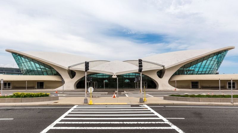 TWA Flight Center: The Concrete Seagull
