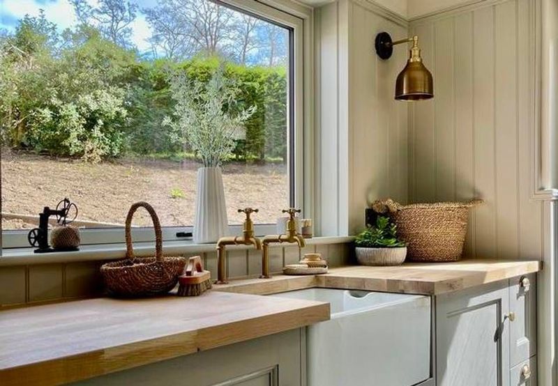 Layer In Lighting Beyond Overheads