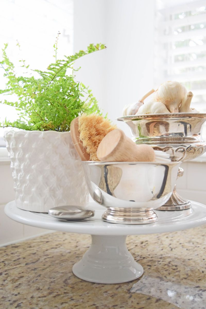 Cake Stands for Counter Corner Storage